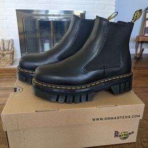 Chelsea Dr Martens